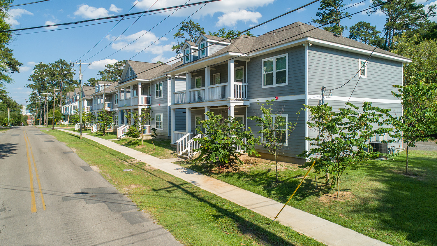 1803 Belle Vue Way - Image 1