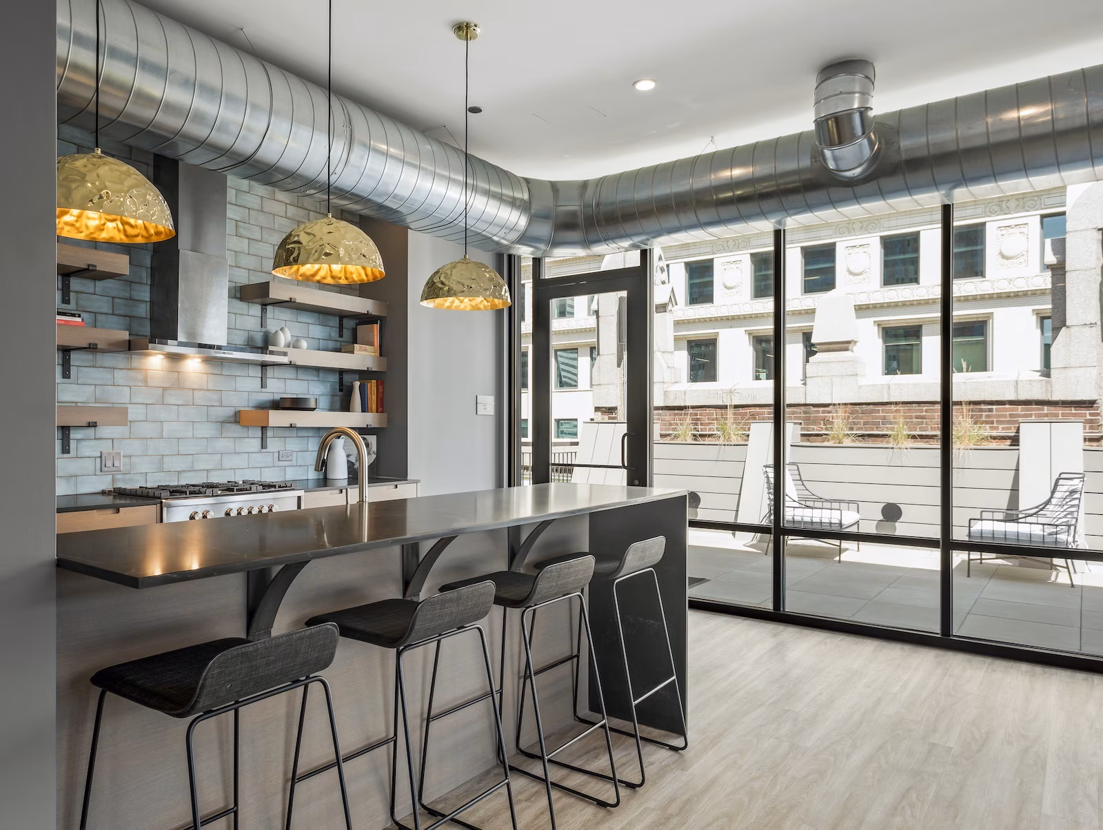 330 South Wells - Image 8