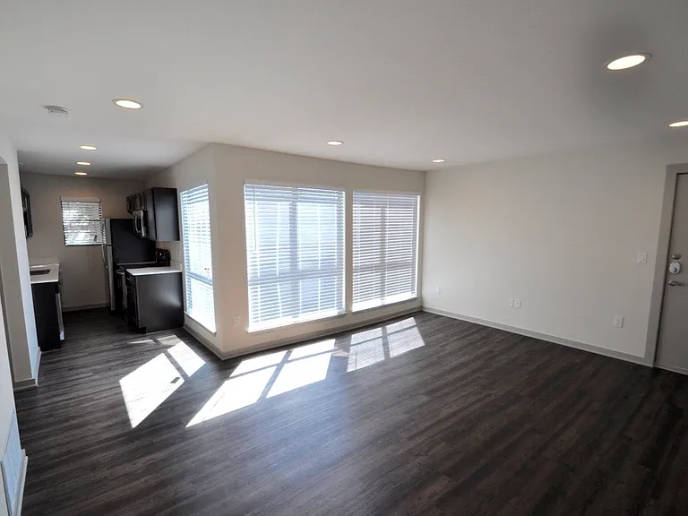 2806 Reagan Street - Image 5