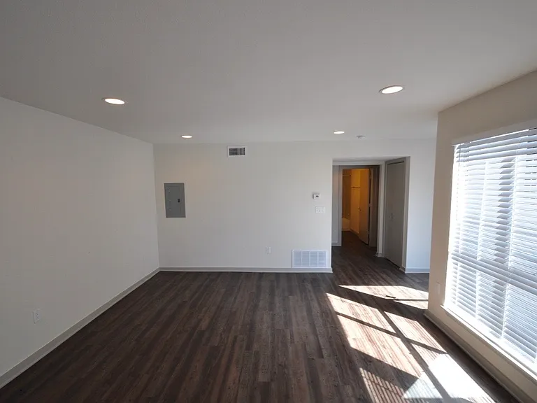 2806 Reagan Street - Image 7